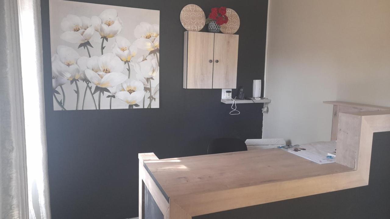 Travel North Guesthouse Τσουμέμπ Εξωτερικό φωτογραφία