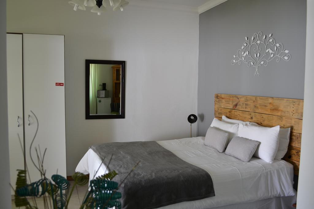 Travel North Guesthouse Τσουμέμπ Εξωτερικό φωτογραφία